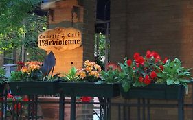 L'Arvidienne Couette Et Cafe